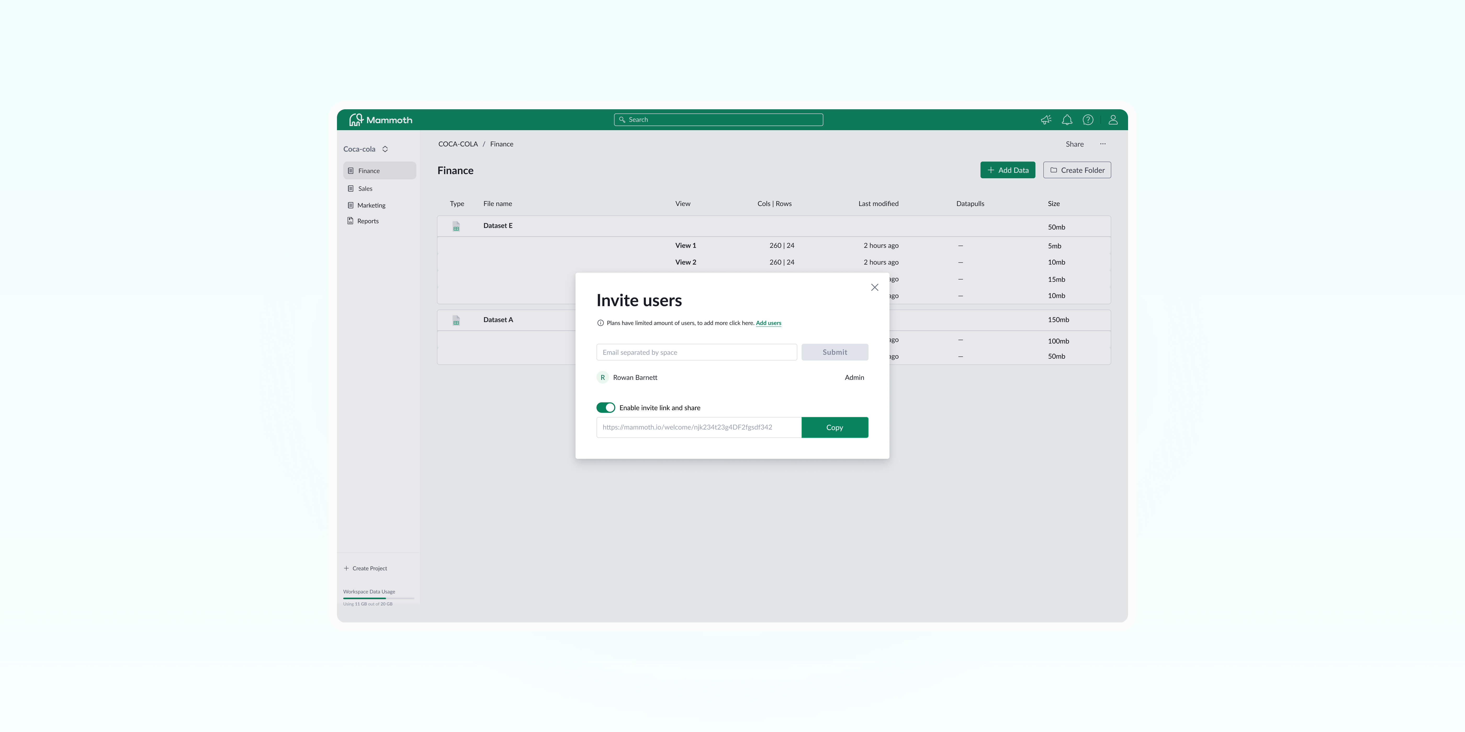 Mammoth Analytics: an invite dialogue over a shared workspace, with a seat limit and a link to share